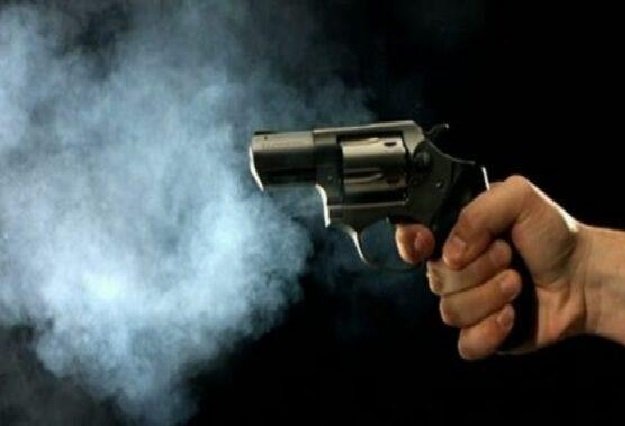 Morador reage, toma arma e mata assaltante a tiros em fazenda