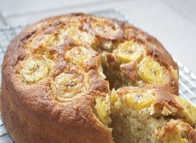 O Bolo de banana sem farinha sem açúcar e sem leite