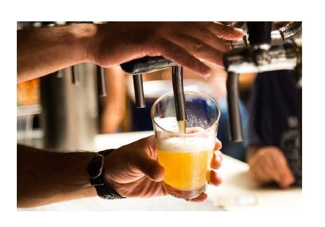 Barril de chope explode e mata aniversariante