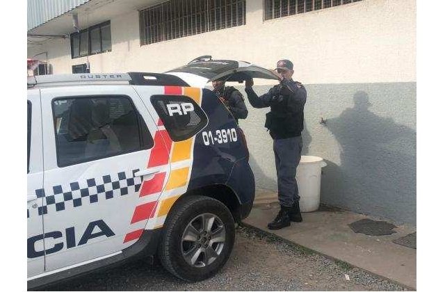 Homem paga R$ 50 para fazer sexo oral em mulher deficiente mental