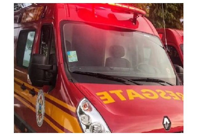 Mãe aciona bombeiros após filha engolir pedaço de brinquedo