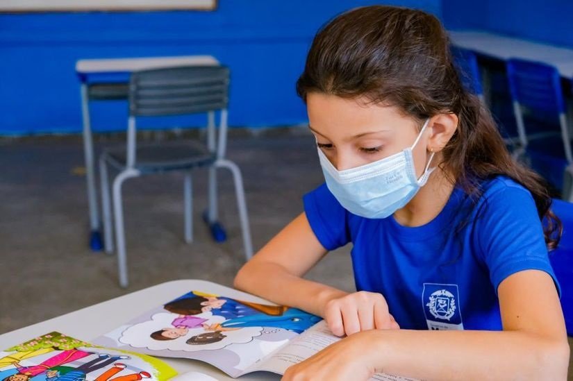 Seduc reforça aos pais que retorno das aulas 100% presenciais será seguro