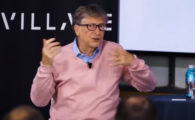 Bill Gates acredita que seu maior erro foi ter deixado Google comprar Android