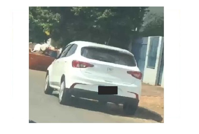 Tarado do Fiat Argo se masturba na frente de mulheres em MT