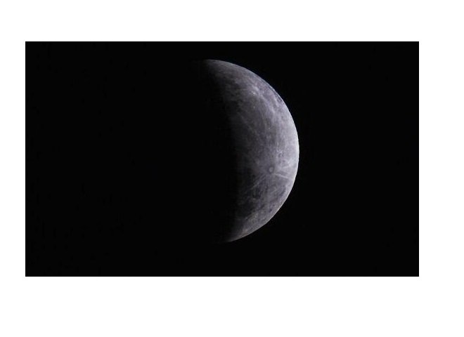 Eclipse parcial da Lua poderá ser observado nesta madrugada