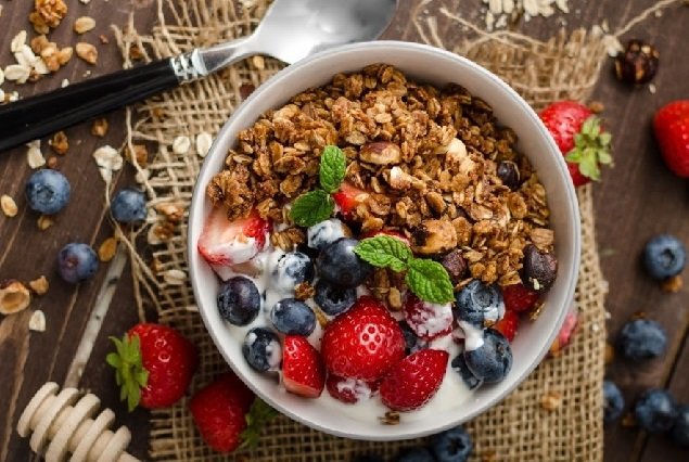 Natural e 100% integral, granola é uma grande aliada para uma alimentação rica e equilibrada