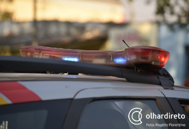 Mulher flagra traição do marido no celular e ainda é agredida com soco no rosto