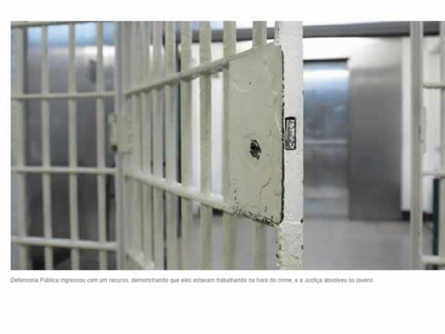 Mecânicos condenados a 20 anos de prisão, apesar de estarem trabalhando na hora do crime, são absolvidos
