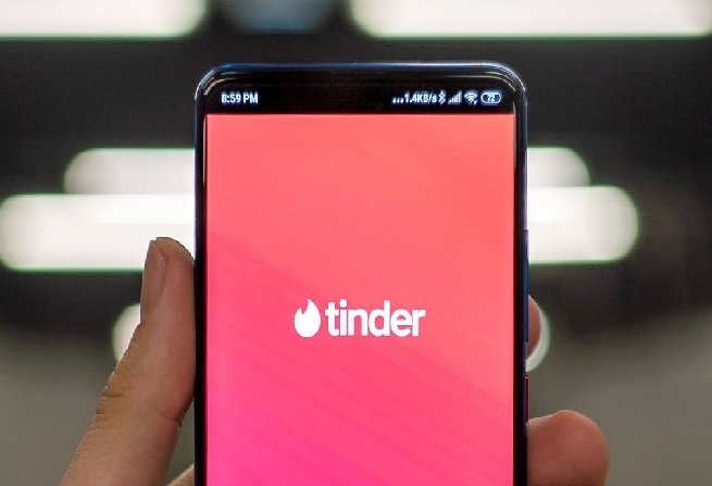 Golpe com Bitcoin no Tinder acaba em tragédia na Espanha