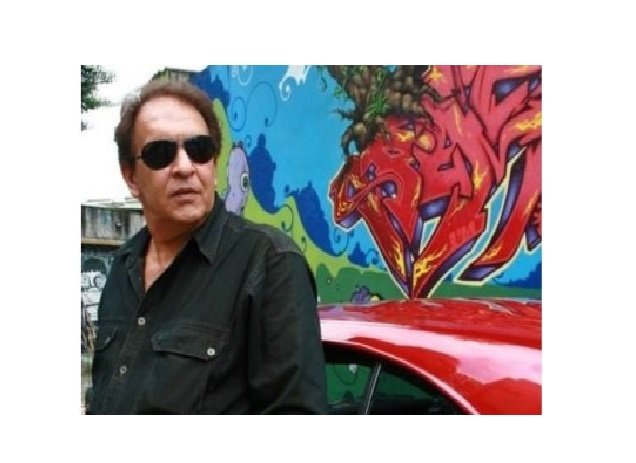 Morre o cantor e produtor Tony Bizarro
