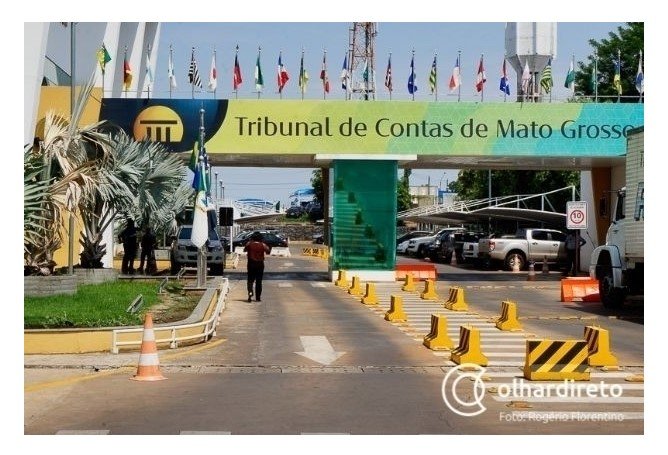 TCE manda suspender licitação para fornecimento de refeições em presídios do estado
