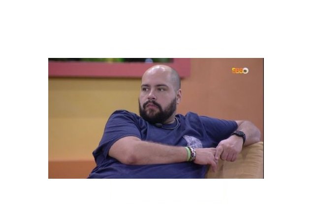 SBT toma atitude drástica após falas polêmicas de Tiago Abravanel