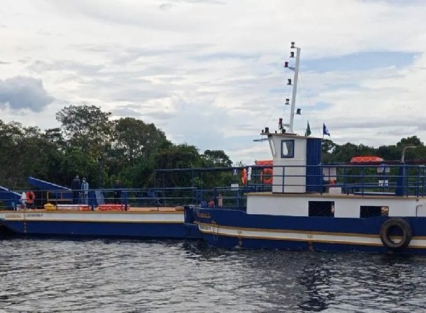 Balsas removidas pela Marinha há 10 meses voltam a operar no Rio Xingu em MT após reforma