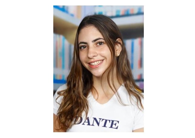 Estudante do ensino médio relaciona câncer a profissões e conquista prêmio internacional