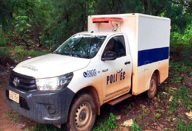 Corpos sem cabeça e em decomposição são encontrados em estrada