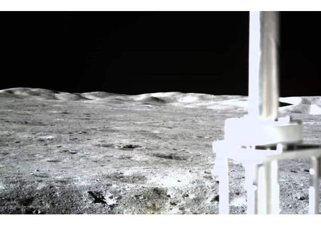 China divulga imagens inéditas do lado oculto da Lua