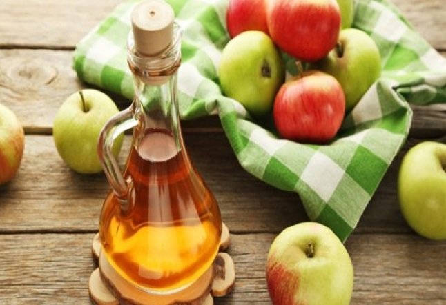 Veja como o vinagre de maçã pode eliminar os pernilongos da sua casa