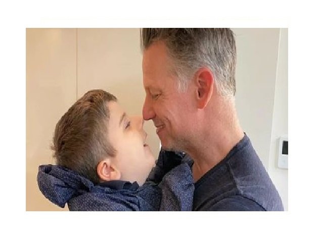 Filho de apresentador da NBC morre aos seis anos