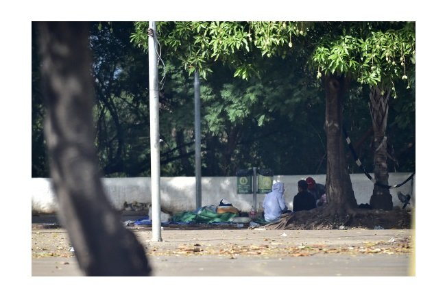 Morador de rua morre atropelado depois de dormir embaixo de carreta