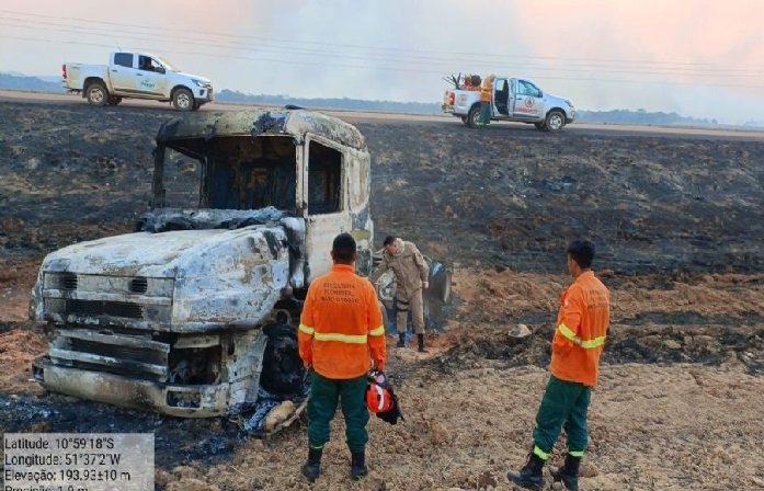 Incêndio em vegetação deixa caminhoneiro gravemente ferido em MT
