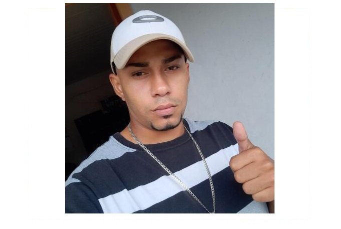 Dupla em moto atira e mata rapaz em cidade de MT