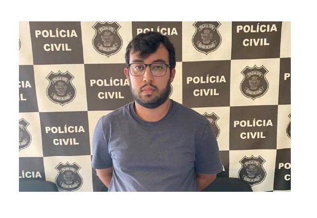 Professor oferece R$ 50 e crédito no celular em troca de s3x0 com aluno