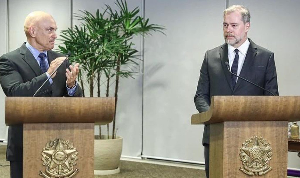 Vídeo em que Alexandre de Moraes empossa Dias Toffoli como Ministro substituto do TSE viraliza