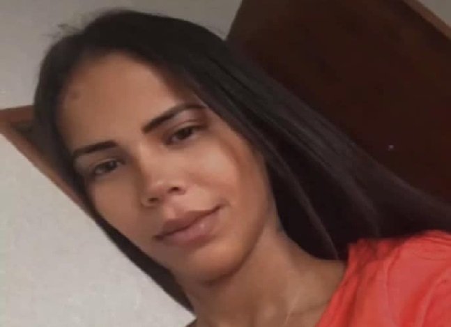 Mãe de 4 filhos está desaparecida há 15 dias; Família recebeu ligação que ela estaria morta