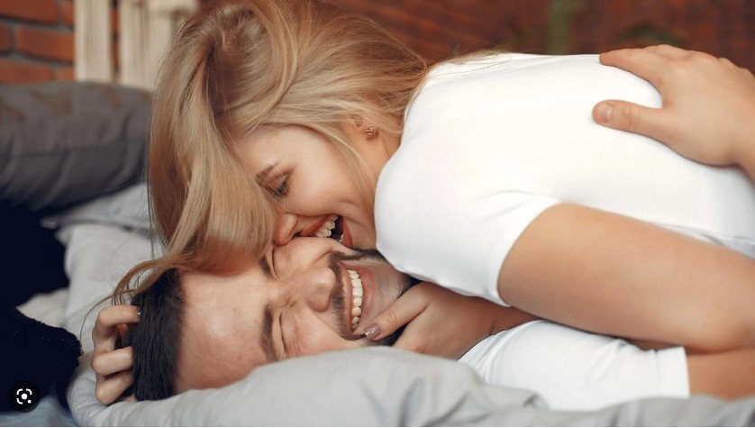 6 Coisas Que Todo Homem ADORA Ouvir De Uma Mulher!