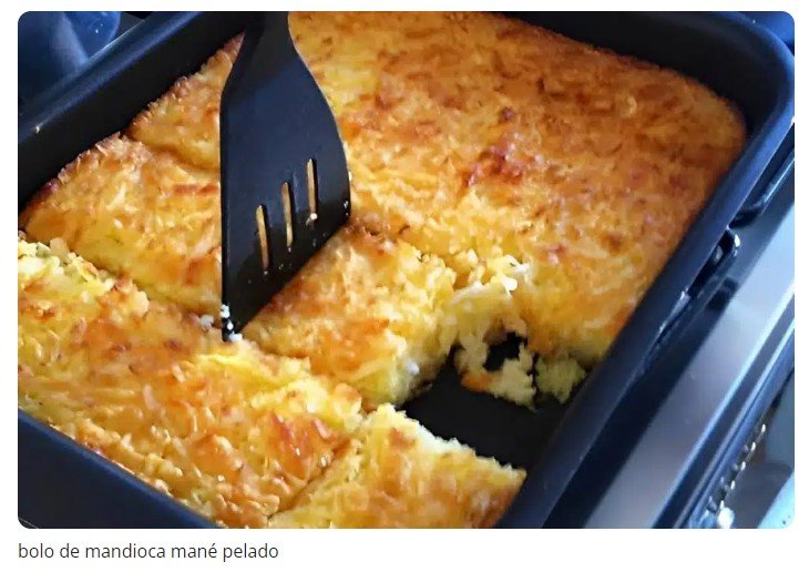 Mané pelado um bolo simples e rápido feito com mandioca crua e coco ralado