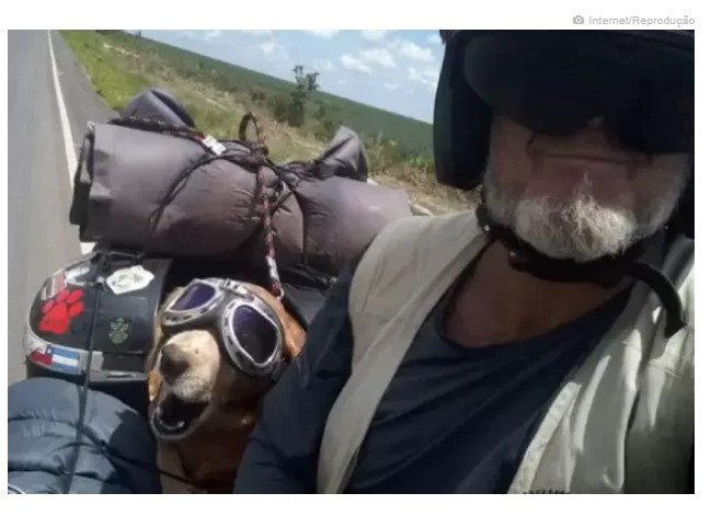 Brasileiro viaja de moto por 15 países com seu cachorro adotado