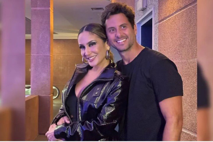 Claudia Leitte diz que sexo melhorou após os 40 anos