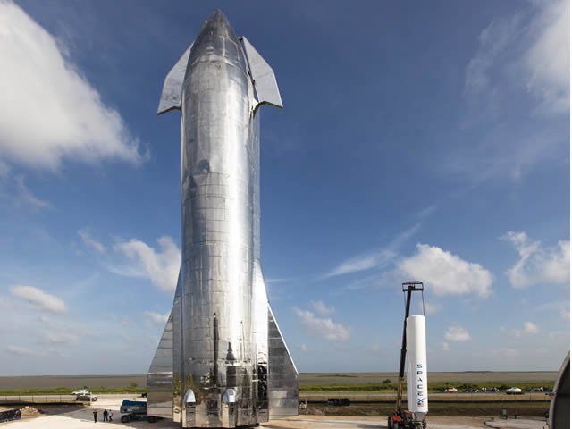 SpaceX pode levar primeira missão tripulada a Marte já em 2024