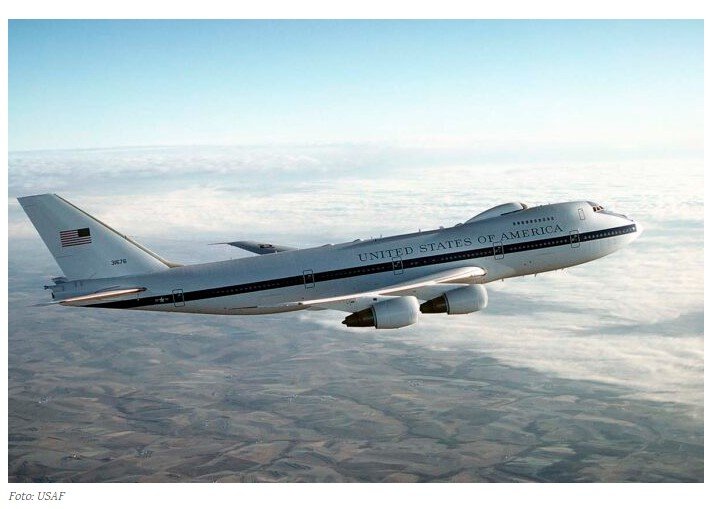 'Avião do Juízo Final' dos EUA decola e é posicionado em uma localidade perto da Rússia