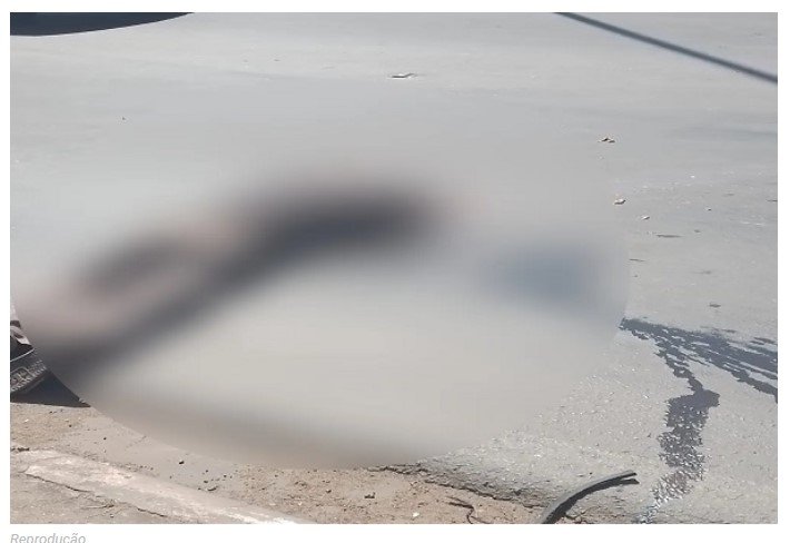 Homem morre após ser atropelado por caminhão em Avenida da capital