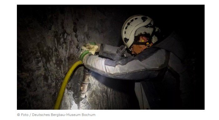 Sapato infantil de 2.000 anos extremamente bem preservado é descoberto na Áustria (FOTO)