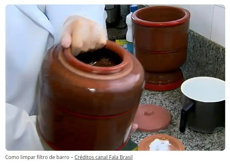 Como limpar filtro de barro para oferecer água sempre limpa e sem impurezas para toda a família