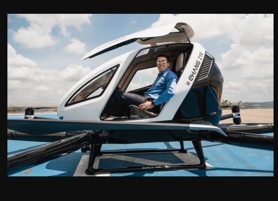 Carro voador fabricado por empresa brasileira começa a ser vendido
