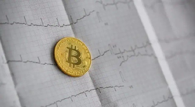 Mineradores estão vendendo Bitcoin e causando queda