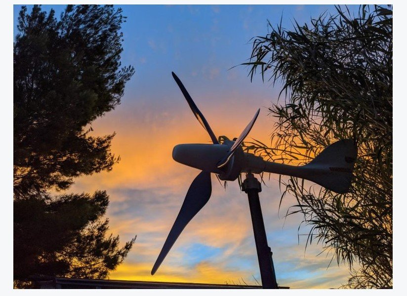 Mini Turbina Eólica Gera Energia 24 Horas e Custa Menos de R$ 1.000