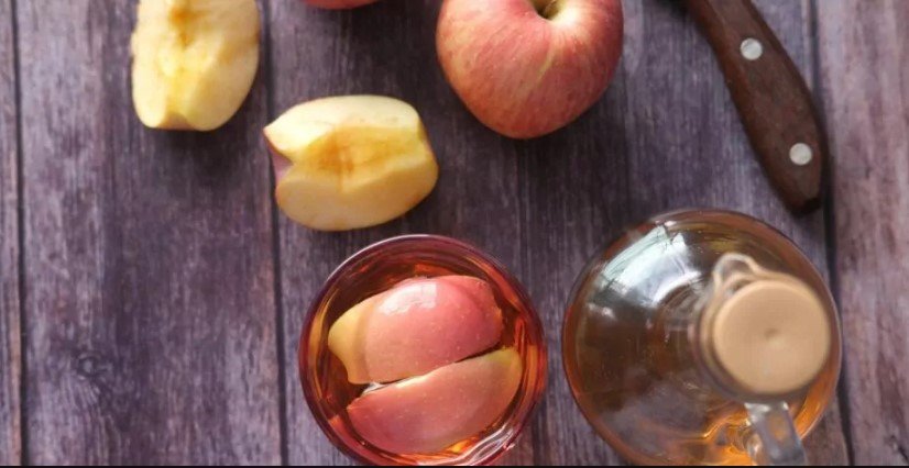 Qual é o melhor horário do dia para tomar vinagre de maçã? Veja benefícios