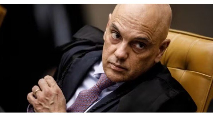 Alexandre de Moraes adverte contra a Starlink: 'Não vai adiantar cortar antena mais à frente'
