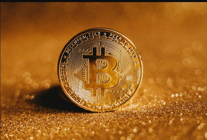 Rebaixamento dos EUA pela Moody’s impulsiona argumento pró-Bitcoin, diz Coinbase