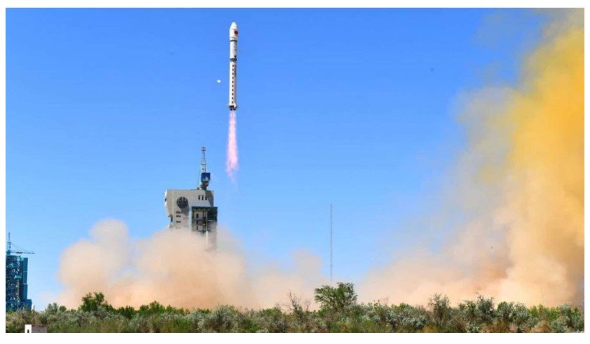 China lança primeiros satélites de seu supercomputador espacial