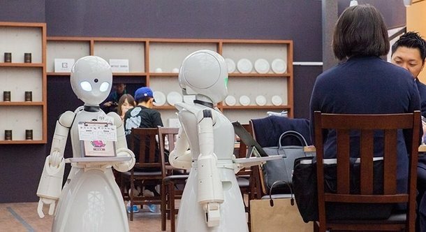 JAPÃO INAUGURA CAFÉ COM ROBÔS OPERADOS POR PESSOAS COM DEFICIÊNCIAS