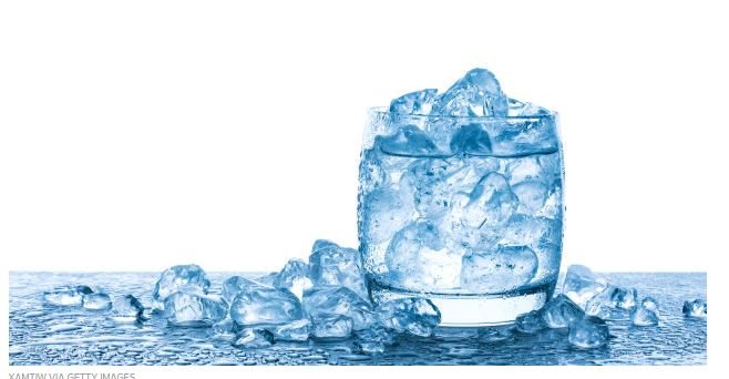13 maneiras de você se obrigar a beber mais água todos os dias