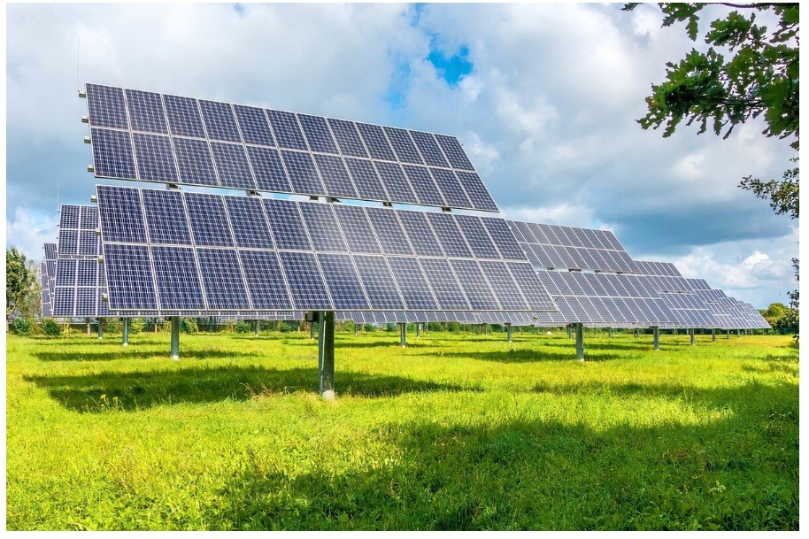 O supercomputador de Harvard chegou a uma conclusão: não há necessidade de instalar painéis solares em todos os lugares