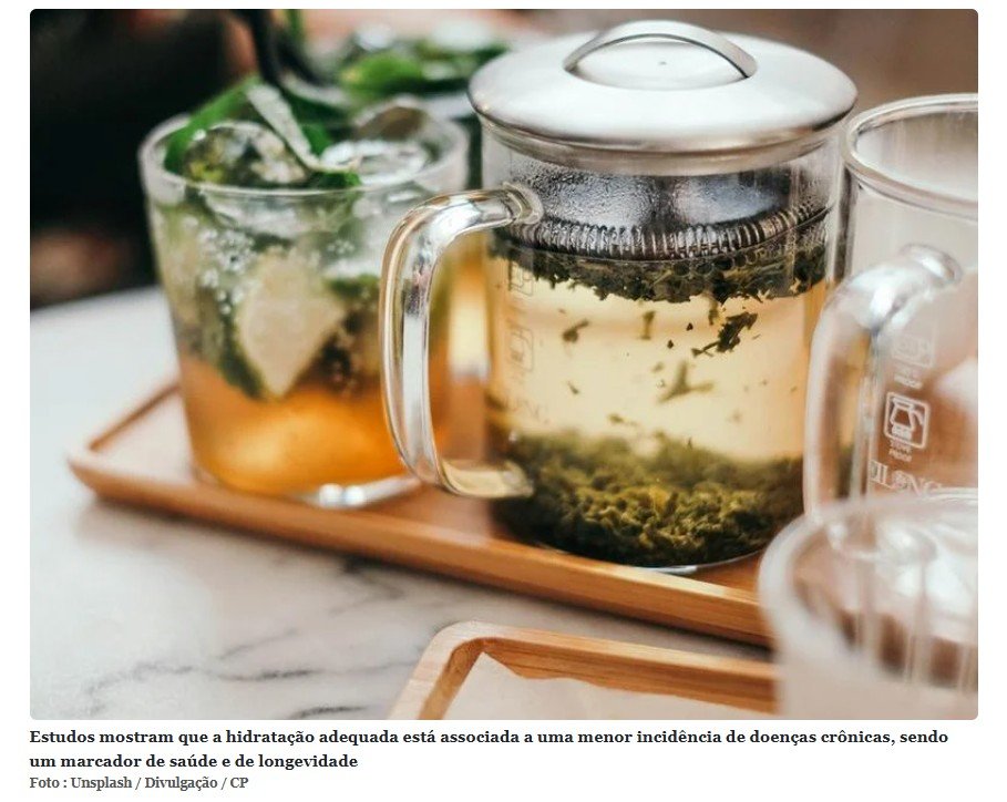 Beber água, café e chá está ligado a maior longevidade, aponta estudo