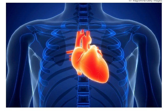 Cardiologista explica por que ficar sem dormir faz mal para o coração