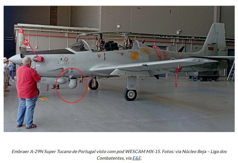 Embraer A-29N Super Tucano de Portugal visto com pod WESCAM MX-15